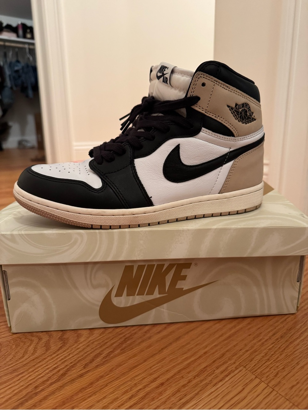 Jordan Air Jordan 1 High - Black, White & Tan